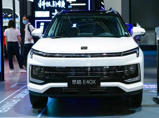 思皓家族亮相北京车展 中型SUV思皓X8上市 售8.38万起