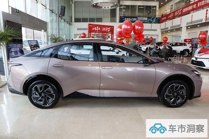 全系降2万丰田bZ3售16.98-19.98万 续航616km-图6