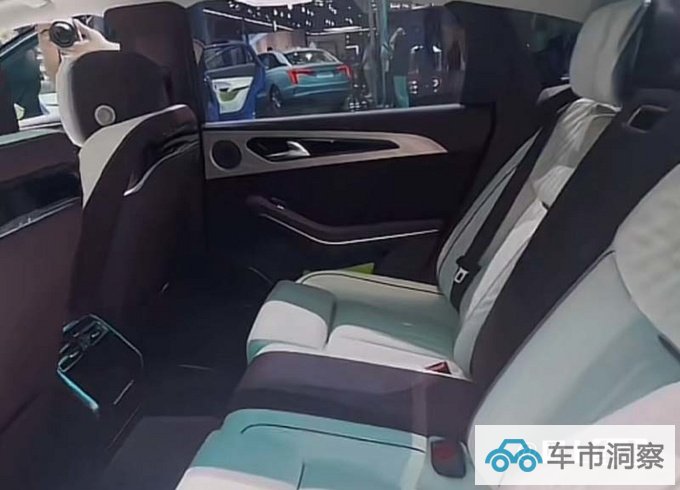 红旗新H9实车曝光配置升级 或二季度上市-图5