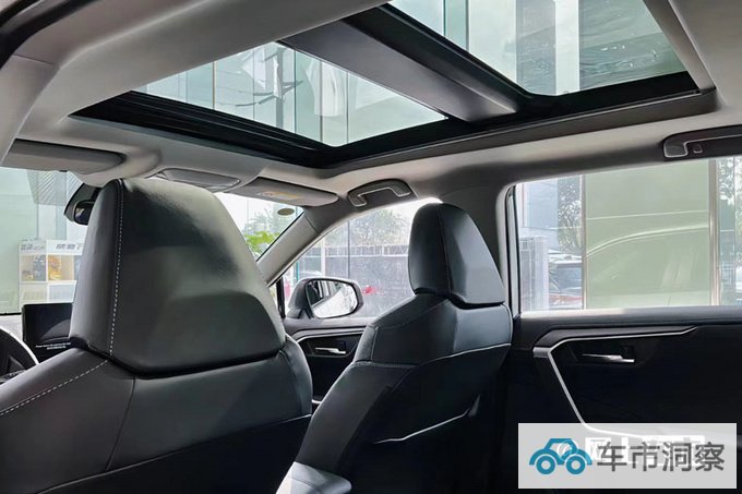 丰田新RAV4配置曝光4S店预计售17.68-26.38万元-图6