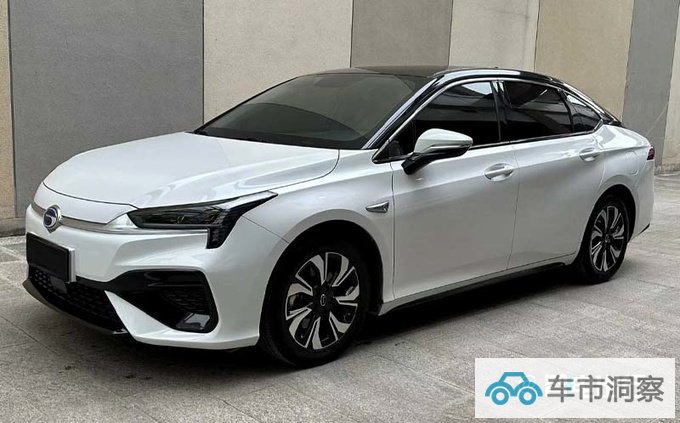 广汽埃安副总特斯拉model 3跑网约车三个月就趴窝了-图2