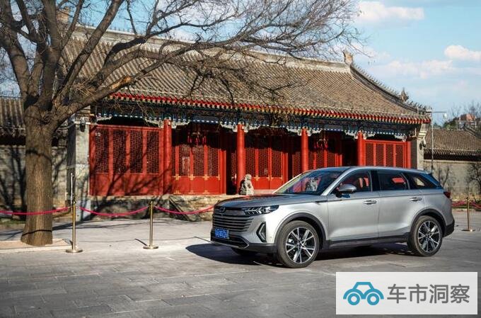 硬核品质征服荒漠戈壁奔腾T99承载无数自驾梦想-图1