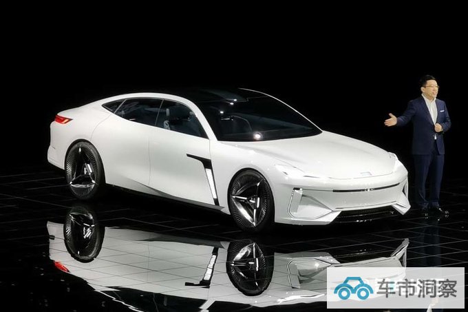 银河E8实车曝光四季度交付 酷似保时捷Panamera-图1