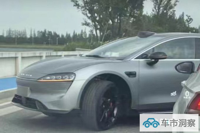 华为首款轿跑路试实拍搭问界M5同款尾灯 9月发布-图4