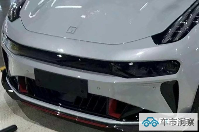 极氪001赛道版8月21日首发搭4电机 预计卖50万-图1