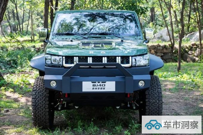新北京BJ40售26.99万搭2.3T+6AT 比坦克300还大-图1