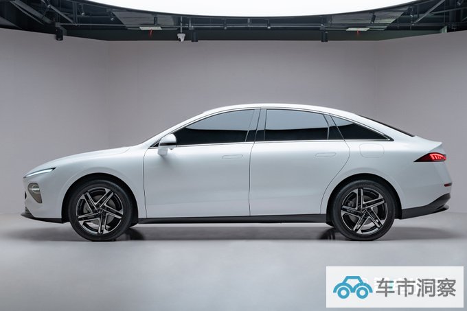 荣威D7 EV/DMH预计8月25日首发PK比亚迪海豹-图4
