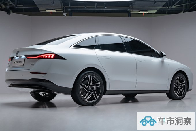 荣威D7 EV/DMH预计8月25日首发PK比亚迪海豹-图5