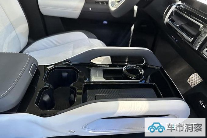 iCAR 03开订配高算力双芯座舱 支持20+智能场景-图6