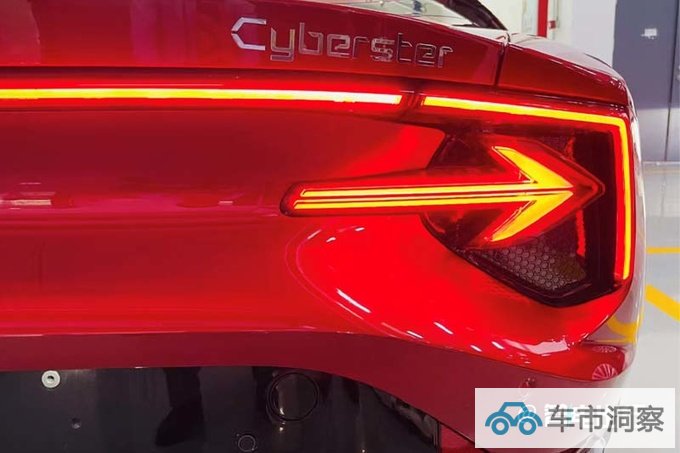 名爵纯电跑车9月26日预售标配软顶敞篷+剪刀门-图3