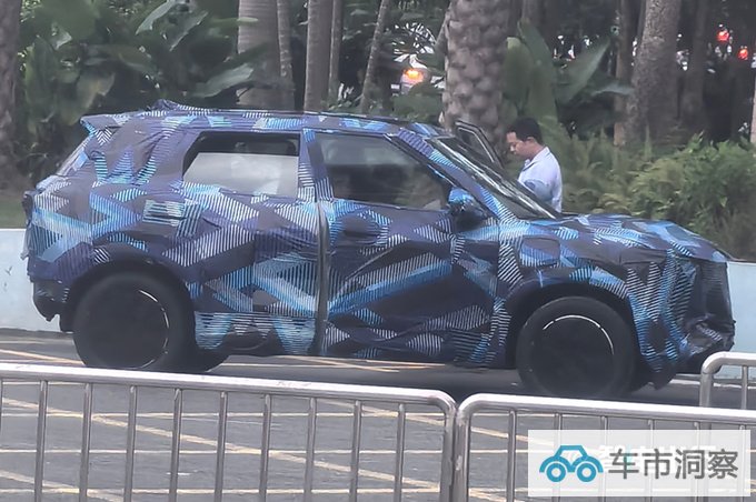 比亚迪元PLUS越野版谍照曝光 最快四季度亮相-图2