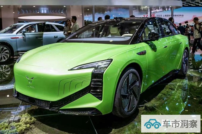 红旗新H511月30日下线搭纯电+插混 或18万起售-图1