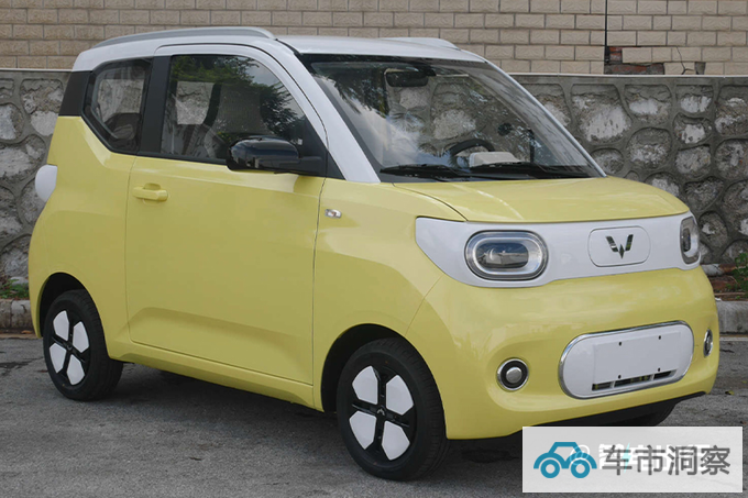 五菱新宏光MINI EV实拍曝光换全新灯组 尺寸升级-图1