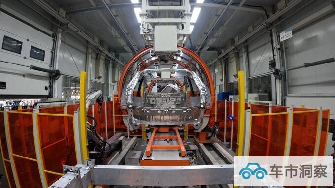 成功挑战吉尼斯汽车叠放高度记录这家工厂有何与众不同-图7