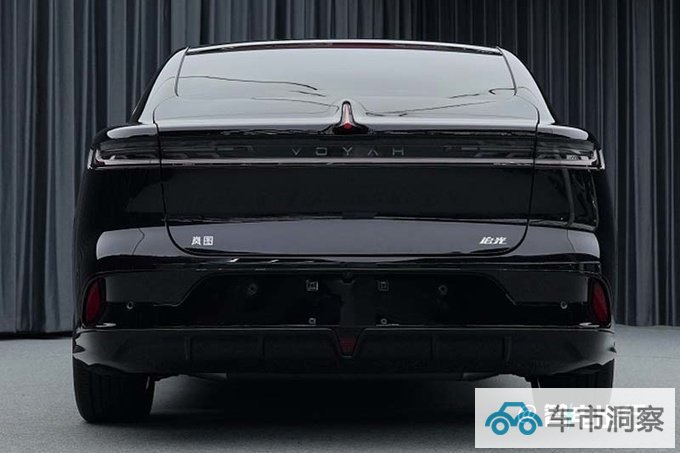 岚图追光PHEV年内上市 搭1.5T+双电机 预计售30万内-图4