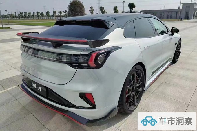 极氪001赛道版售xx.xx万起4电机驱动 零百2.07s-图4
