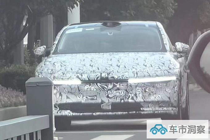 极氪新轿车11月17日广州车展亮相-图3
