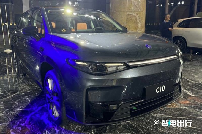 零跑C10预售15.18-18.58万元标配100+项领先配置-图3