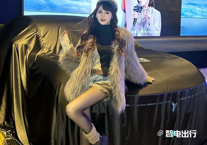 岚图全新中型SUV或一季度上市尾灯酷似腾势N7-图2