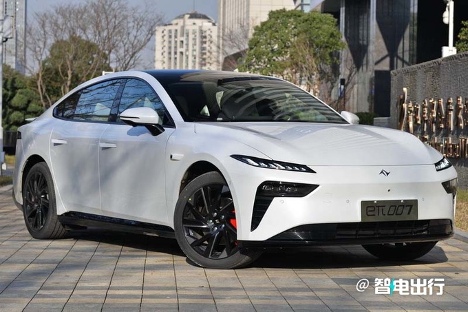 东风eπ007七天后大定或3月14日上市 选剪刀门1.2万-图7