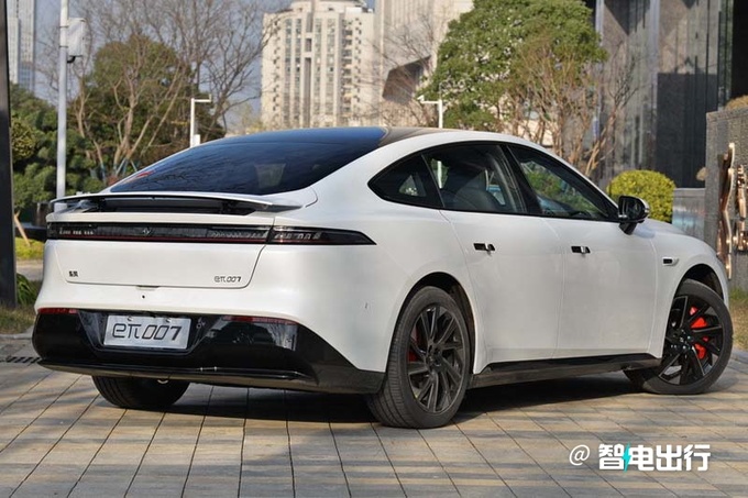 东风eπ007七天后大定或3月14日上市 选剪刀门1.2万-图8