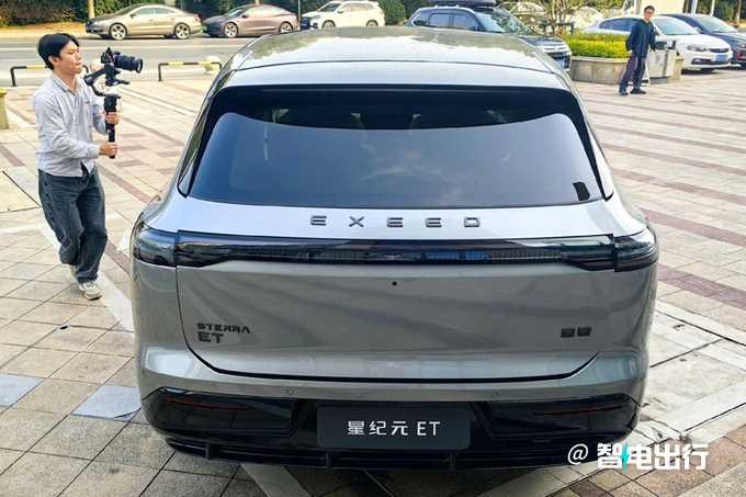 星途确认星纪元ET 4月上市比比问界M7大一圈-图6