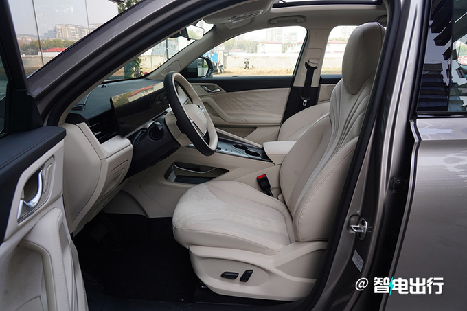全面降价荣威D5X混动售xx.xx万起 续航1300km-图11