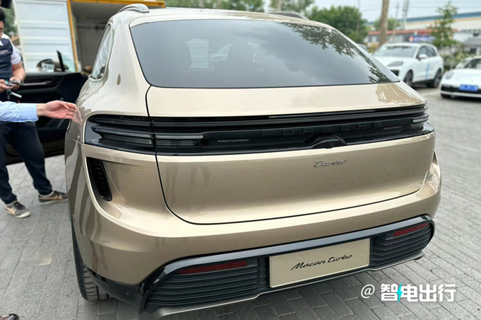 保时捷纯电Macan无人问津经销商拒绝提车-图2