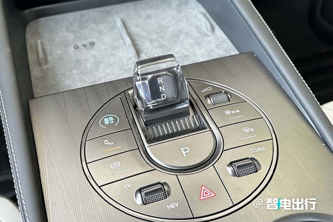 比亚迪海豹06售X.XX-XX.XX万元纯电续航120km-图9