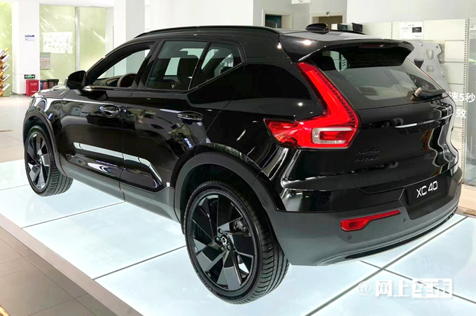 加2千买新版沃尔沃XC40售32.08万 4S店优惠10万-图3