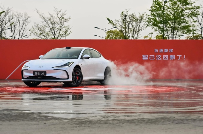 科技王炸智己L6持续霸榜六大版本怎么选最划算-图4